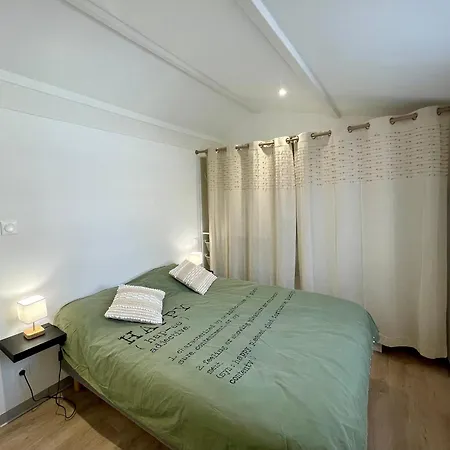 Casa de Férias Maisonnette Renovee 1 Chambre, 4 Personnes - Piscine Chauffee, Tennis, Animaux Admis - Fr-1-231-343