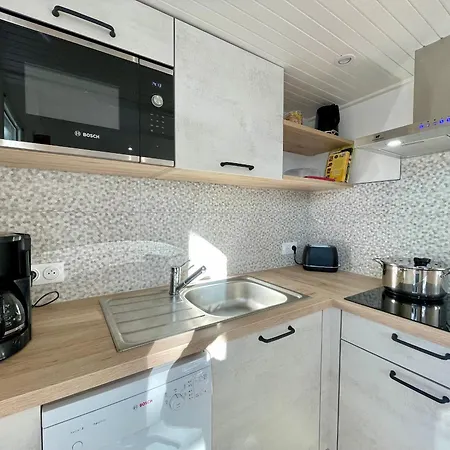 Maisonnette Renovee 1 Chambre, 4 Personnes - Piscine Chauffee, Tennis, Animaux Admis - Fr-1-231-343 *