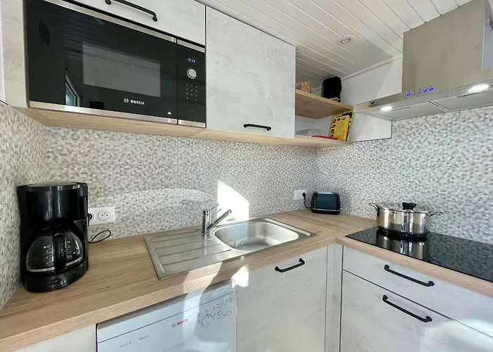 Maisonnette Renovee 1 Chambre, 4 Personnes - Piscine Chauffee, Tennis, Animaux Admis - Fr-1-231-343 *